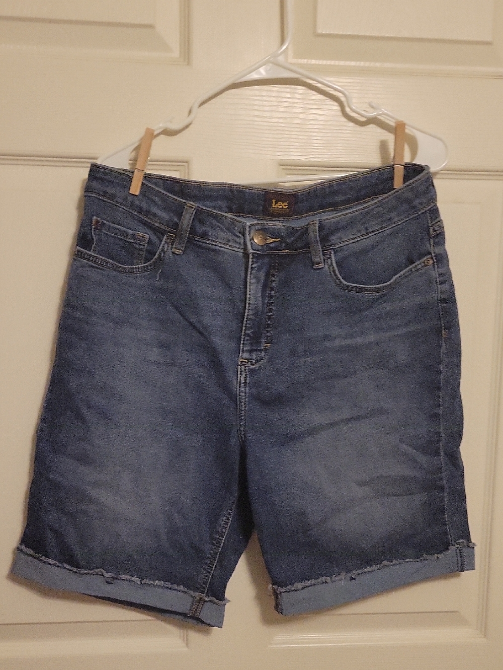 Lee Women's Mid/High-Rise Medium Blue Denim Shorts
